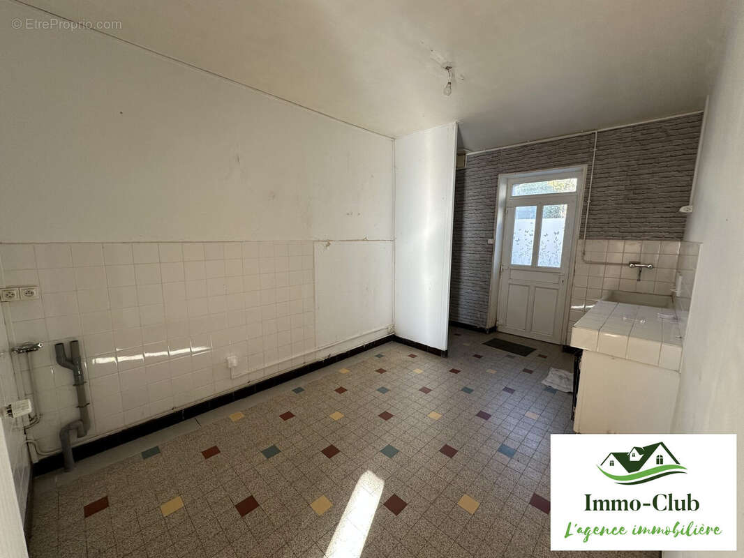 Maison à CHATEAU-CHINON(VILLE)