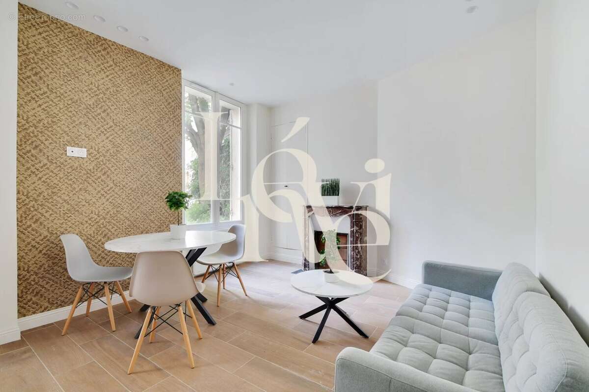 Appartement à PARIS-5E