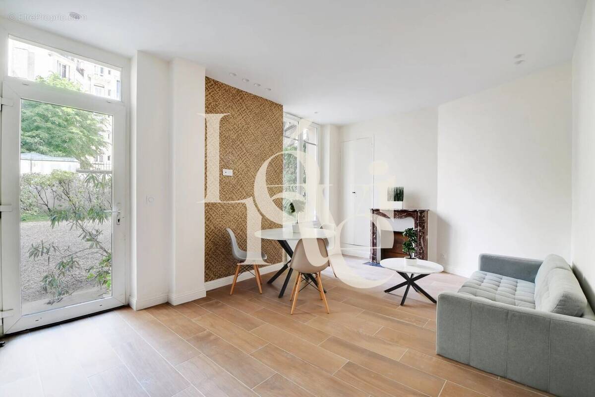 Appartement à PARIS-5E
