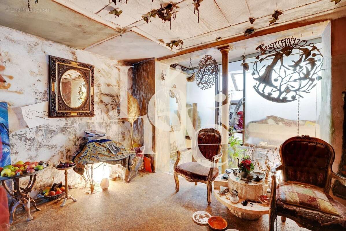 Appartement à PARIS-18E