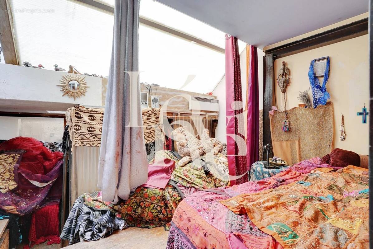 Appartement à PARIS-18E