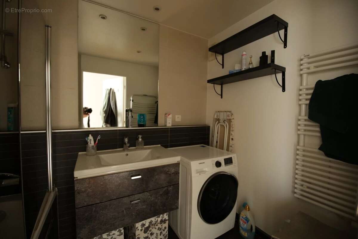 Appartement à PARIS-11E