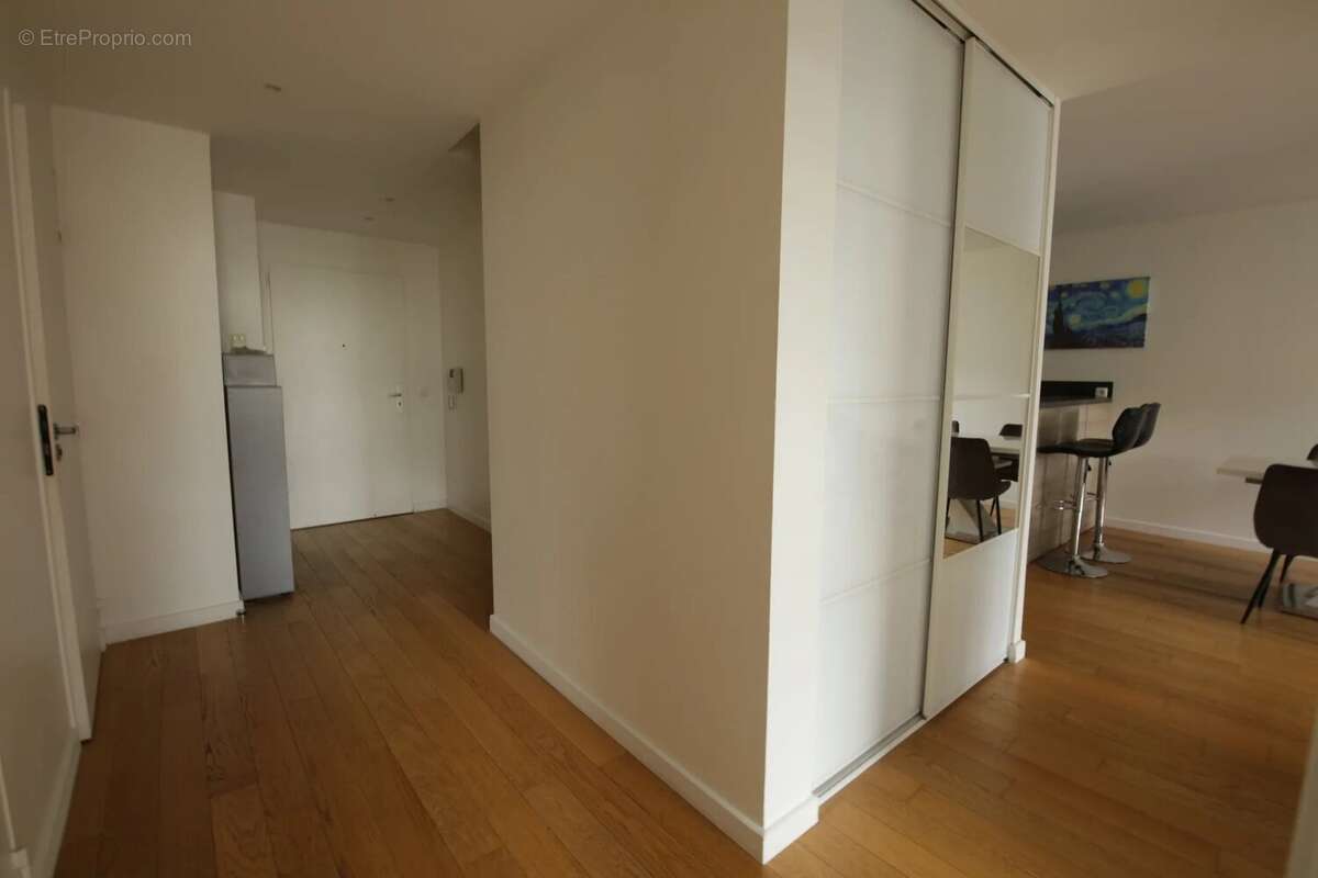Appartement à PARIS-11E
