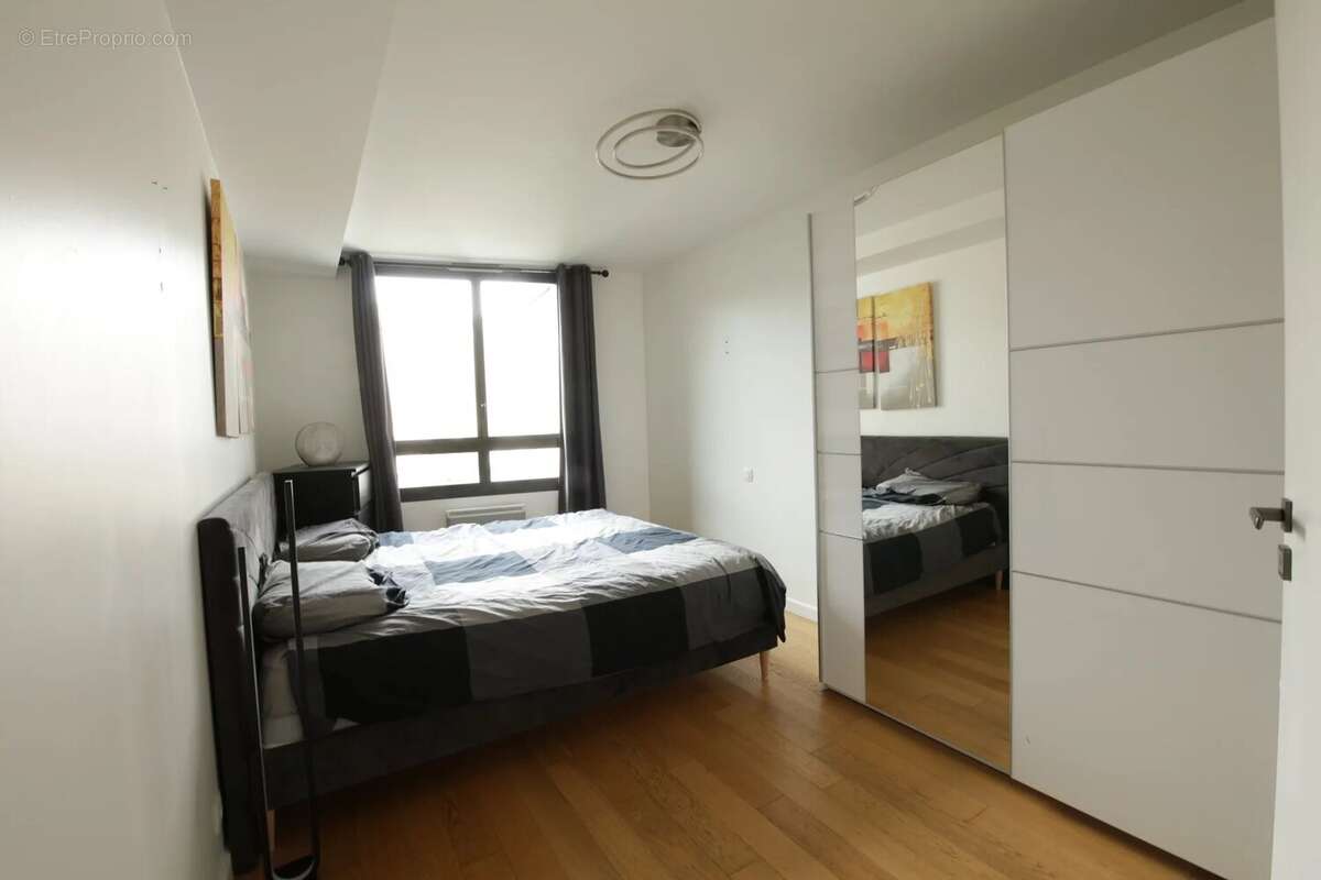 Appartement à PARIS-11E