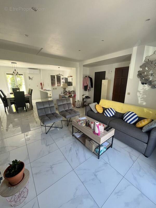 Maison à FRONTIGNAN