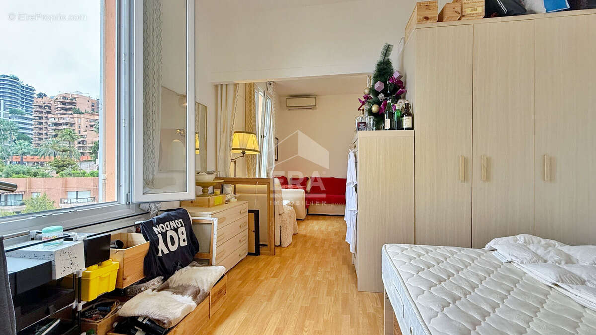 Appartement à ROQUEBRUNE-CAP-MARTIN