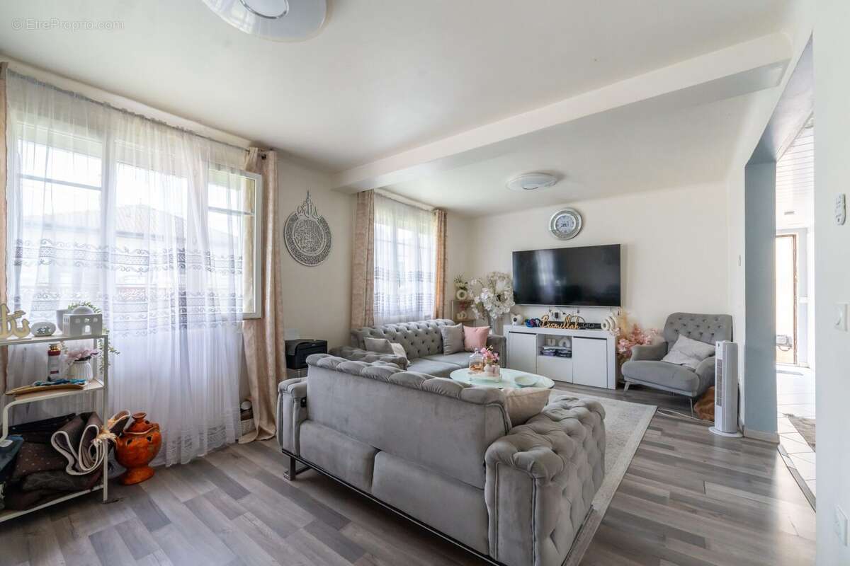 Maison à VILLEPINTE