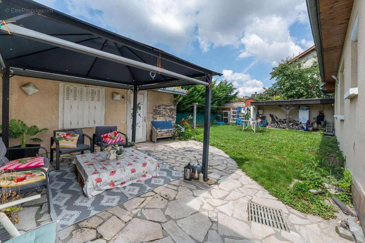 Maison à VILLEPINTE