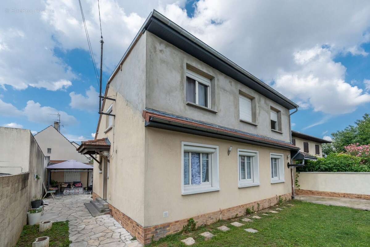 Maison à VILLEPINTE