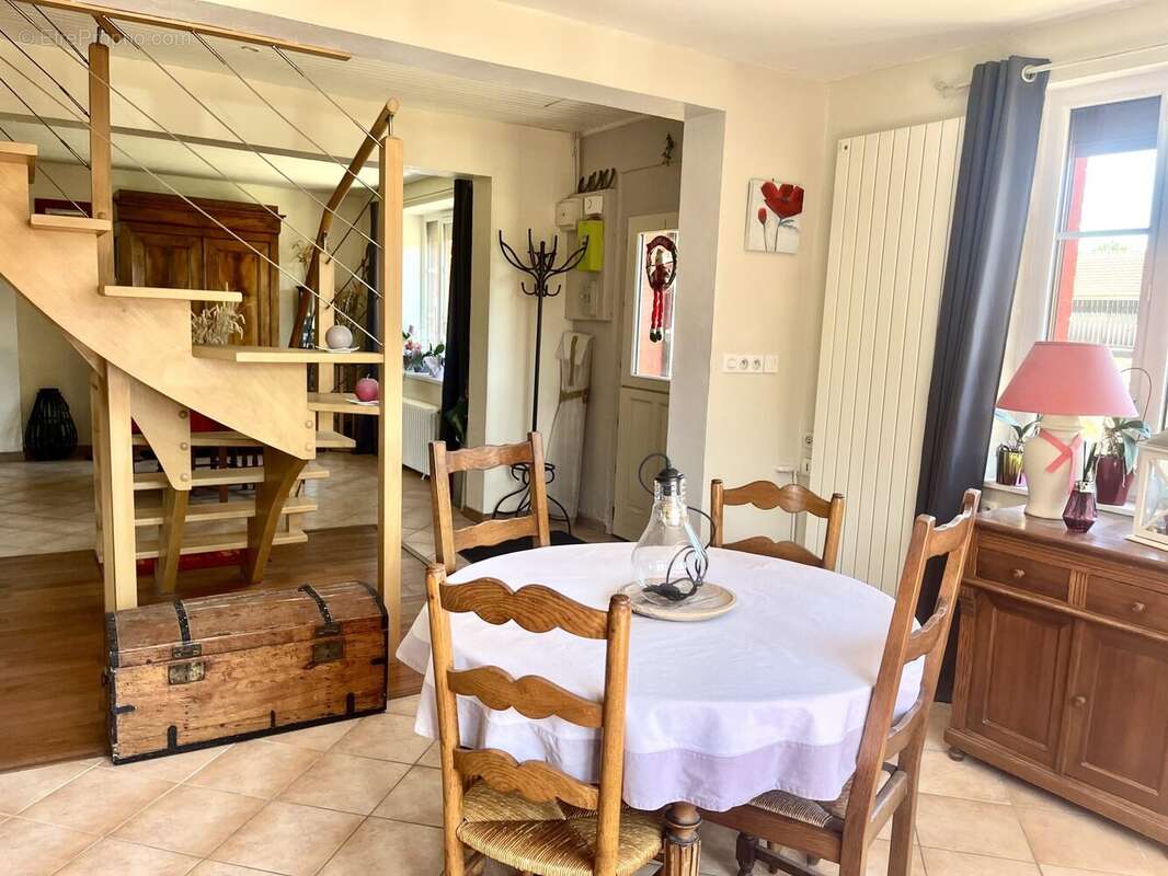 Maison à SAINT-CLAIR-SUR-EPTE