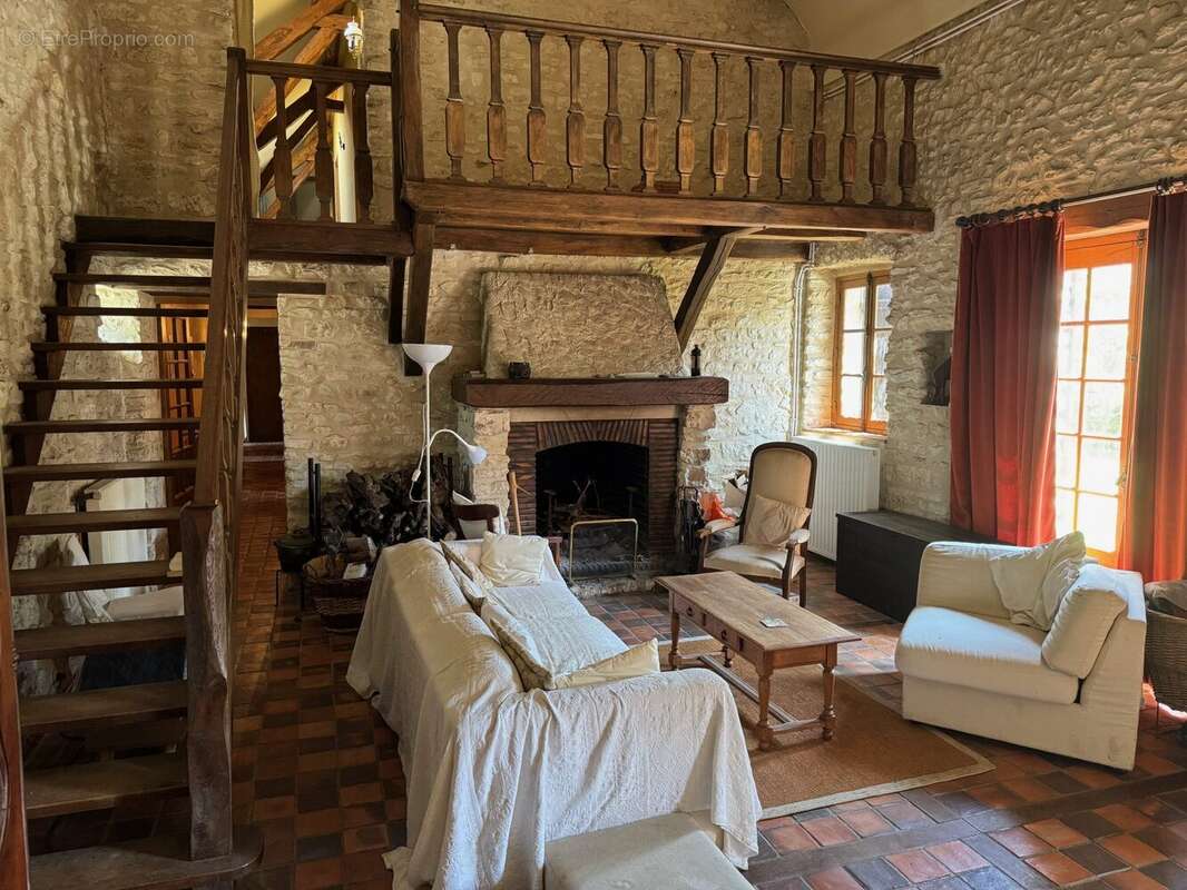 Maison à PACY-SUR-EURE