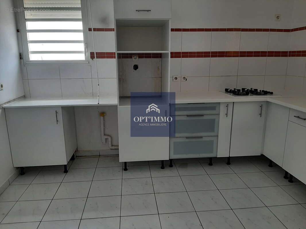 Appartement à BAIE-MAHAULT