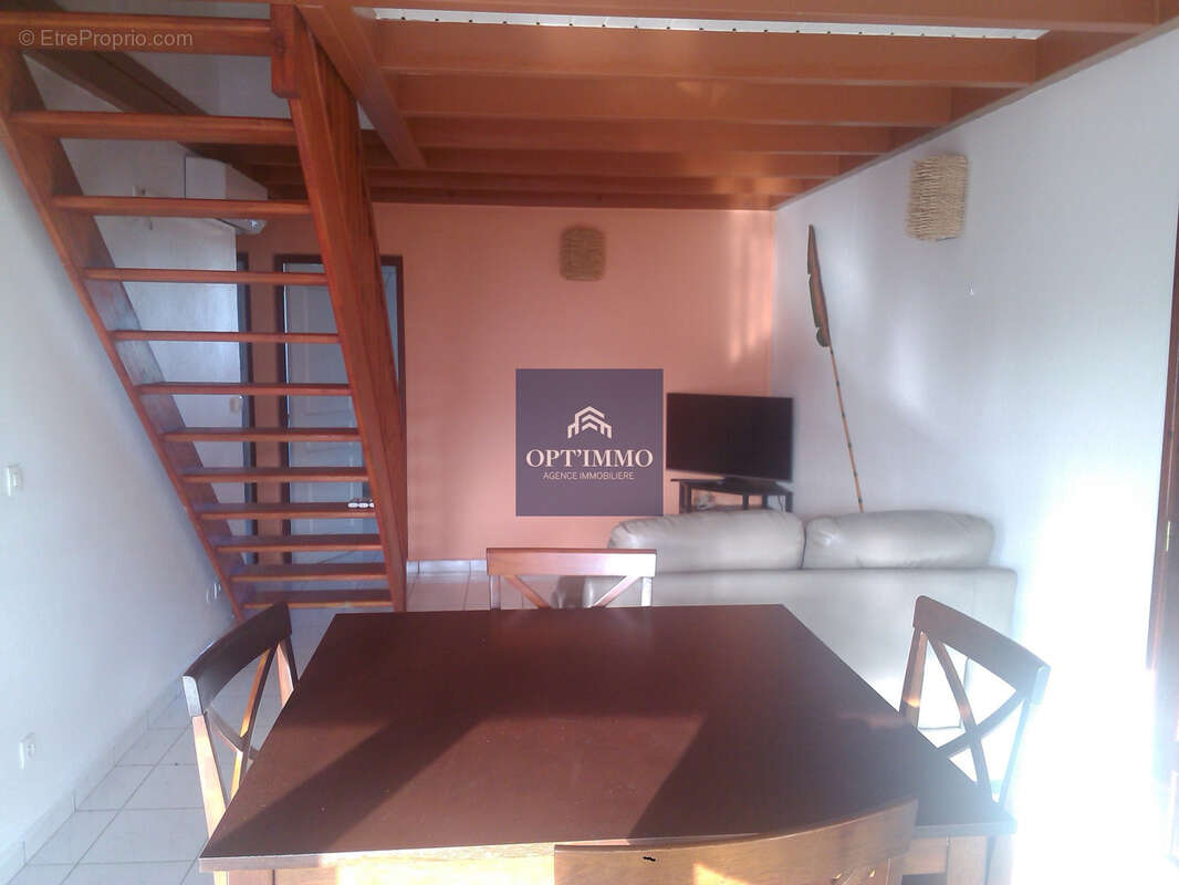 Appartement à BAIE-MAHAULT