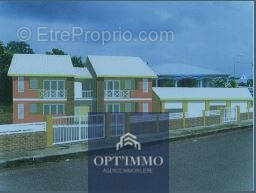 Appartement à BAIE-MAHAULT