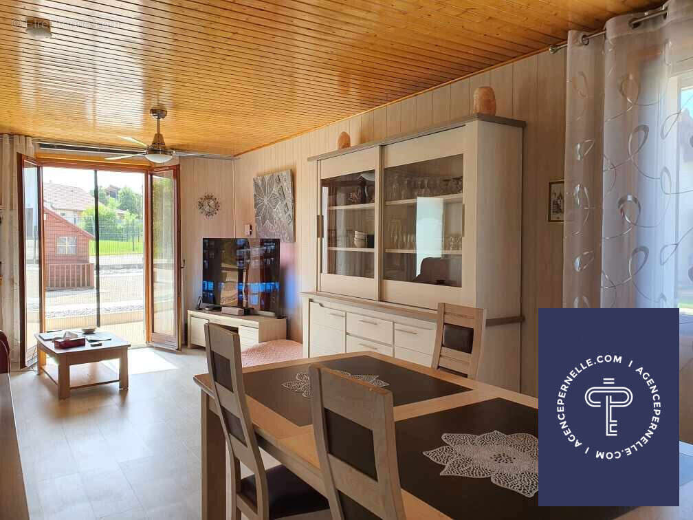 Maison à PLAIMBOIS-DU-MIROIR