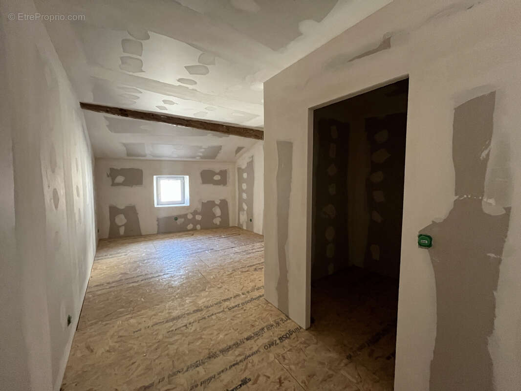 Appartement à SOMMIERES