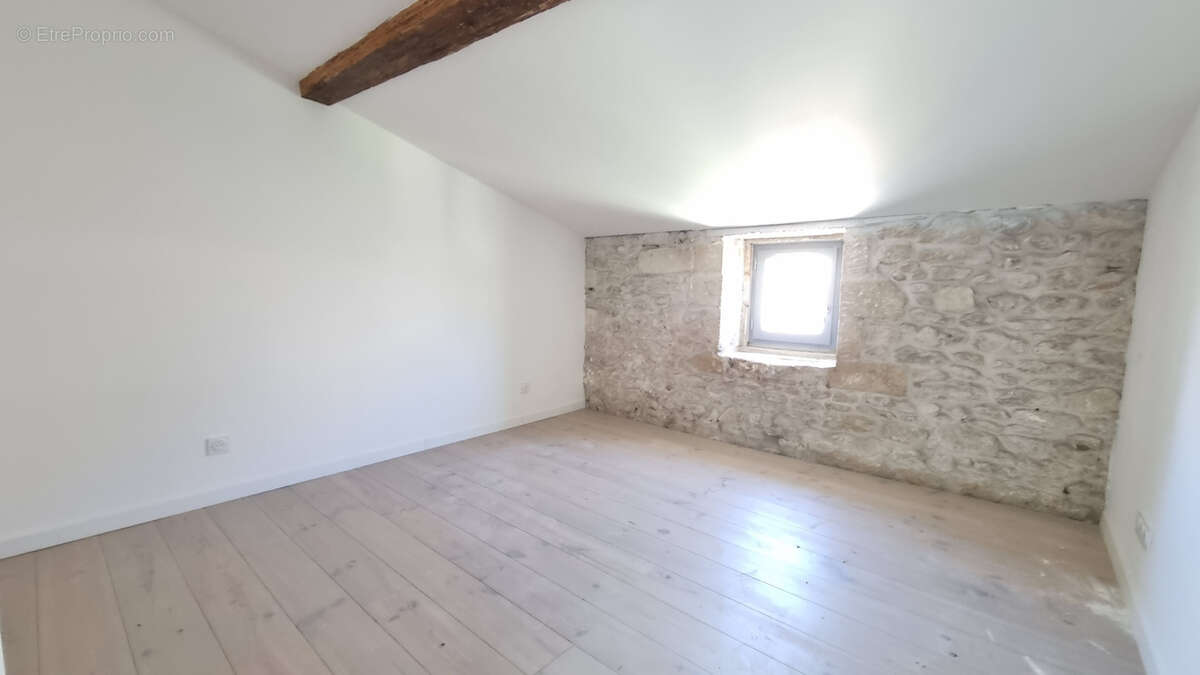 Appartement à SOMMIERES