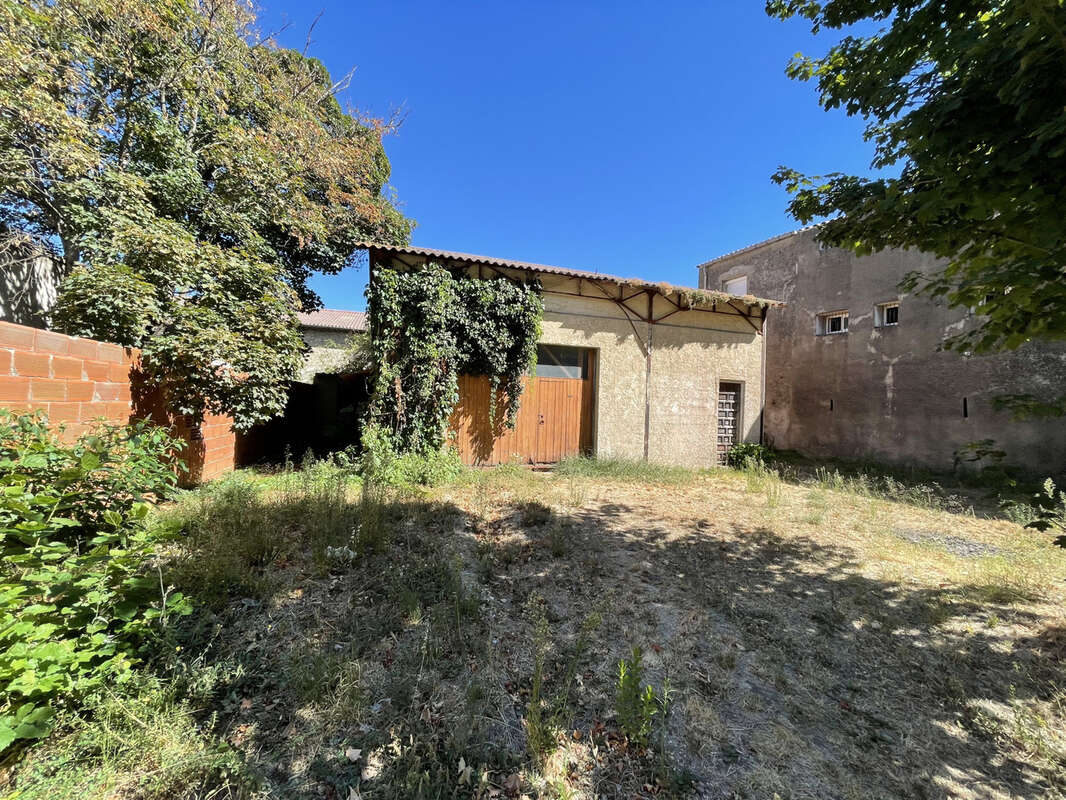 Terrain à CAUDIES-DE-FENOUILLEDES