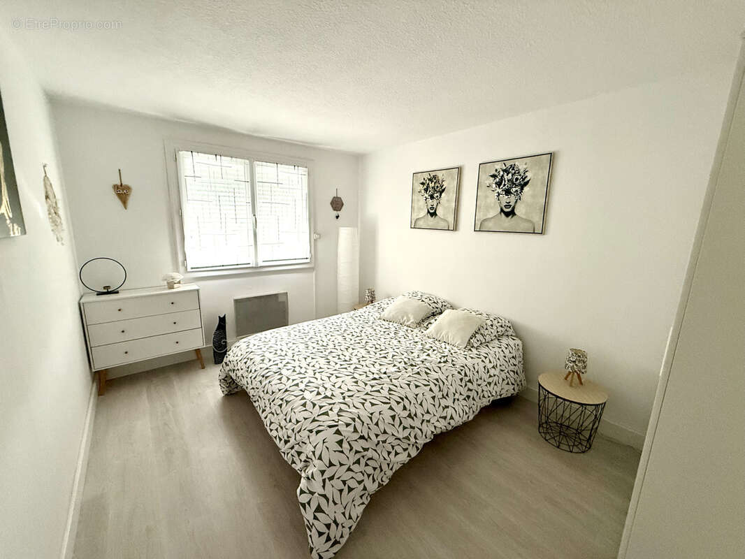 Appartement à MAUGUIO