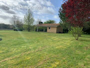 Terrain à LIGNAN-DE-BORDEAUX