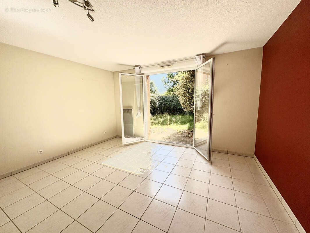 Maison à LA SALVETAT-SAINT-GILLES