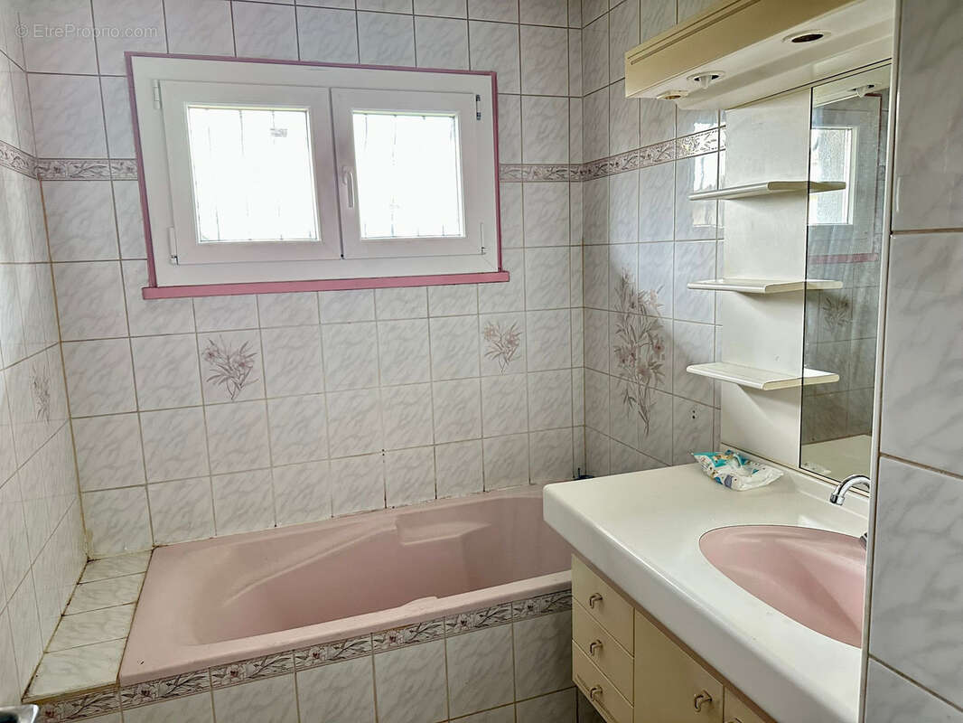 Maison à MAGNY-VERNOIS