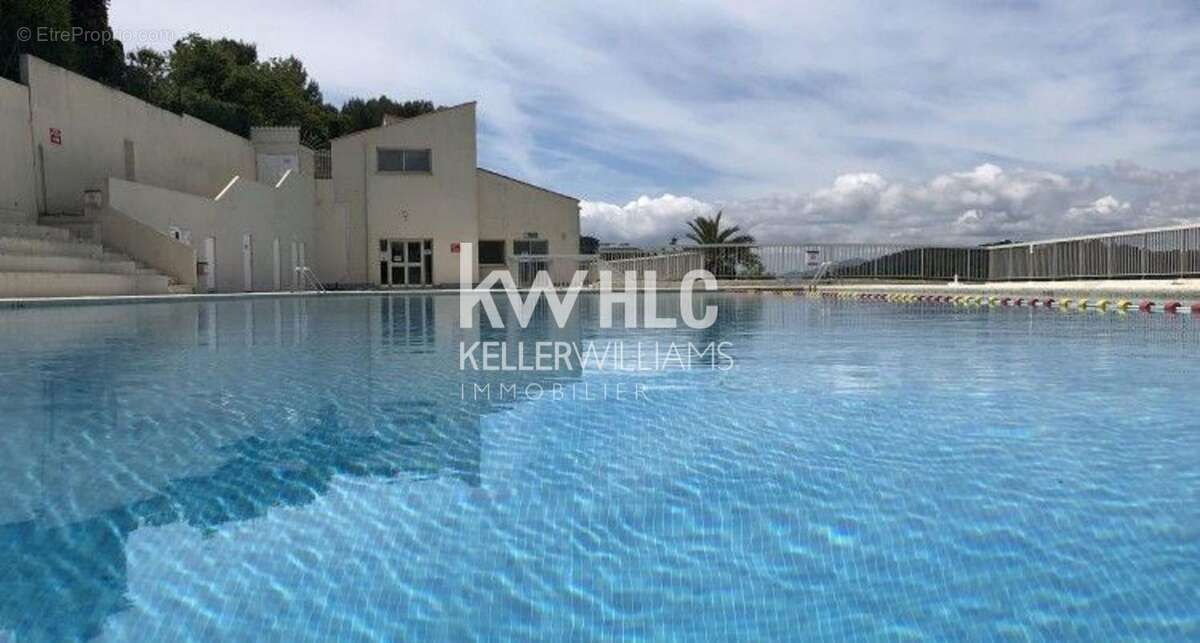 Appartement à MOUGINS