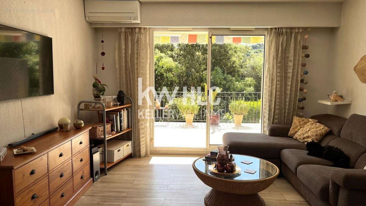 Appartement à MOUGINS