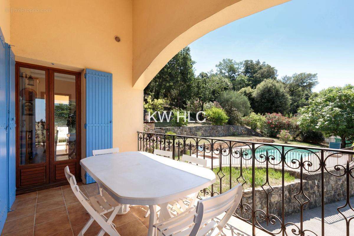 Maison à MONTAUROUX