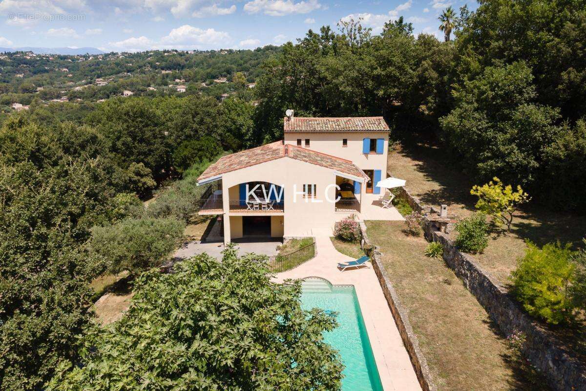 Maison à MONTAUROUX