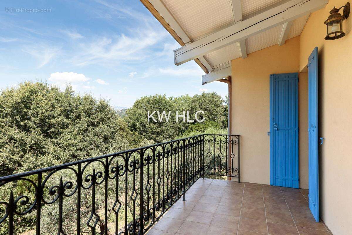 Maison à MONTAUROUX