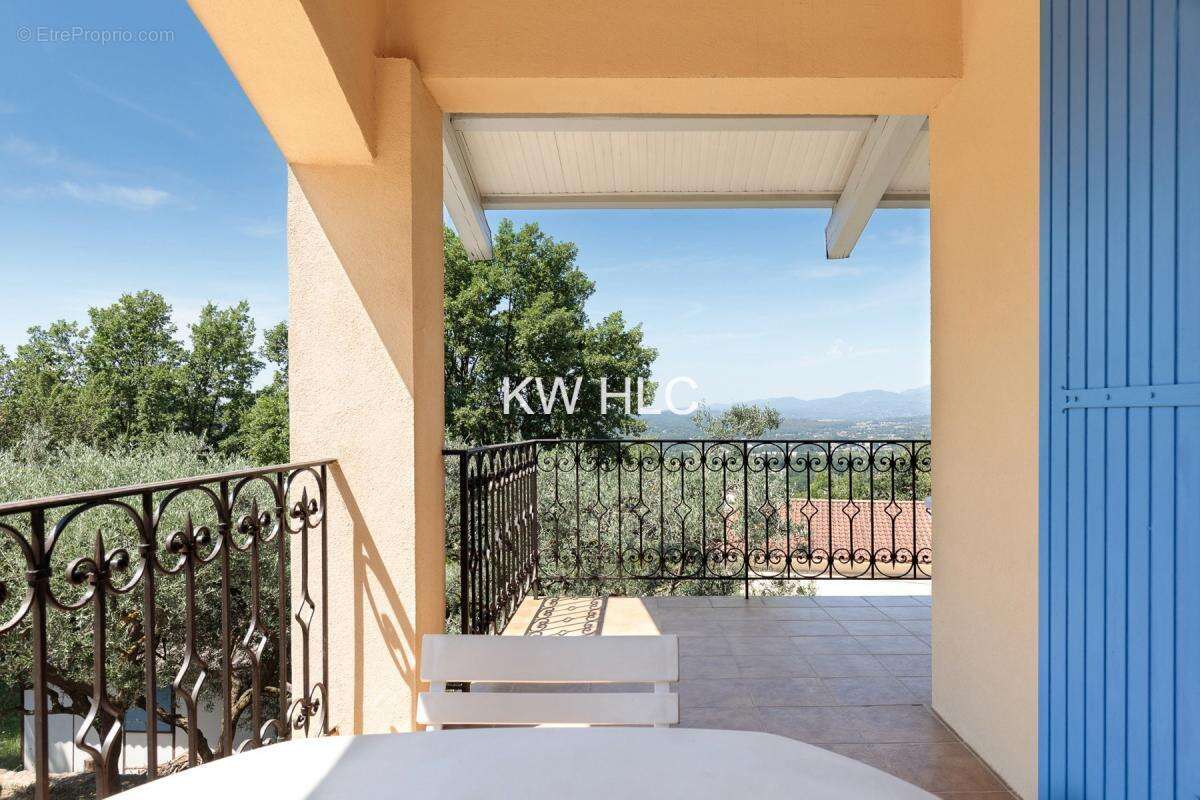 Maison à MONTAUROUX