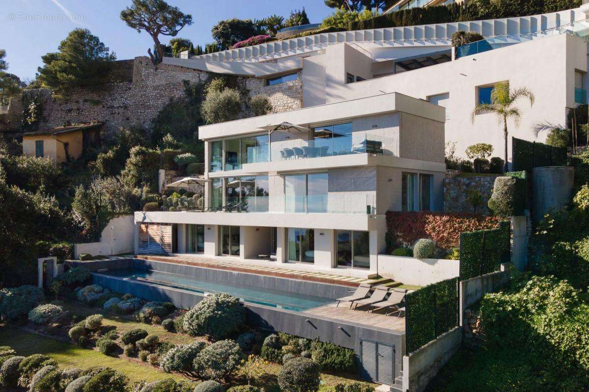 Maison à VILLEFRANCHE-SUR-MER