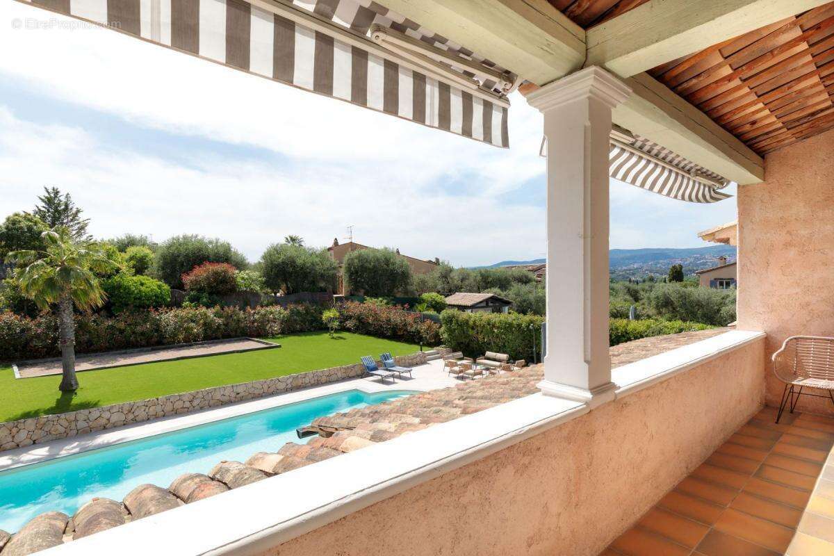 Maison à MOUANS-SARTOUX