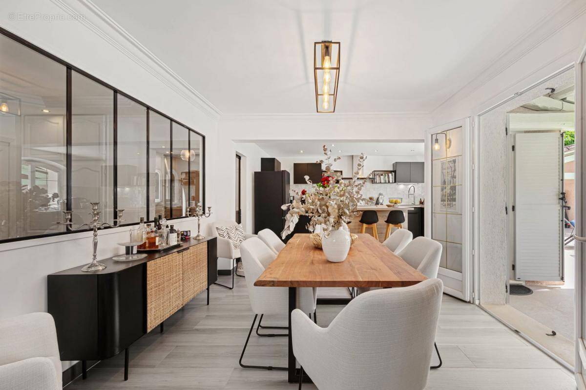 Maison à MOUANS-SARTOUX