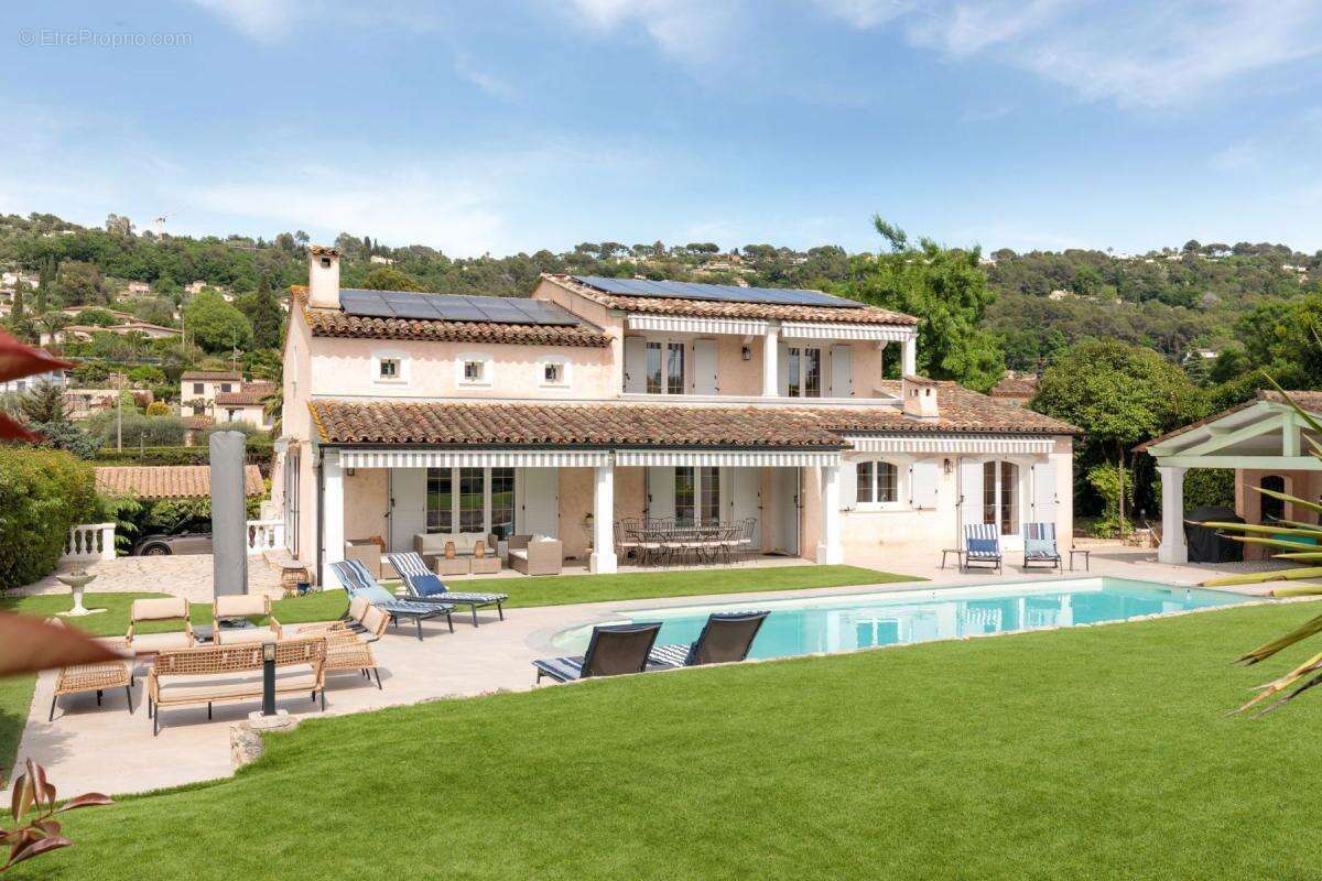 Maison à MOUANS-SARTOUX