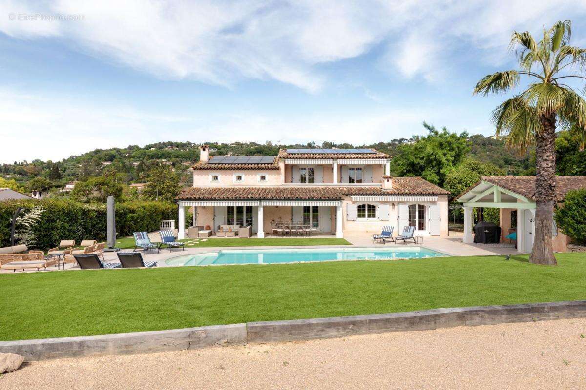 Maison à MOUANS-SARTOUX