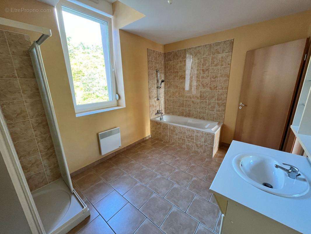 Appartement à RUOMS