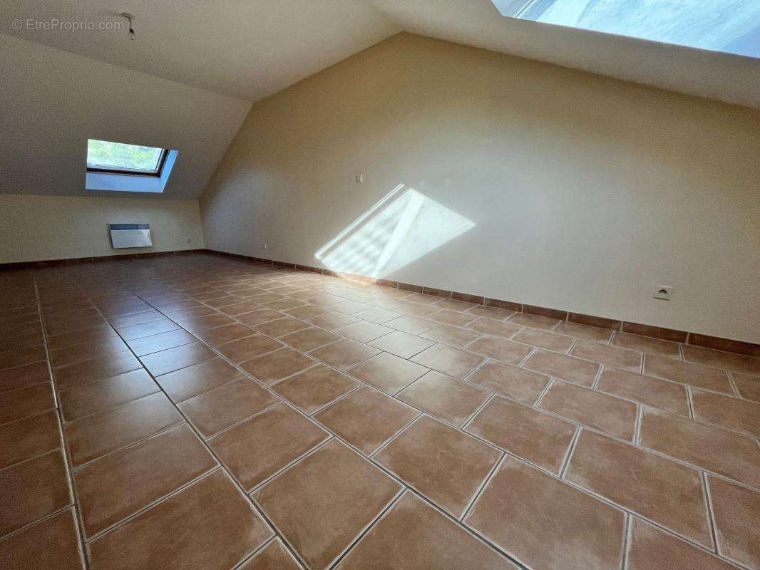 Appartement à RUOMS