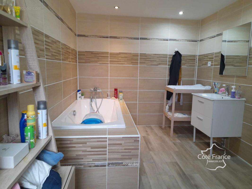 Maison à MARLY-GOMONT