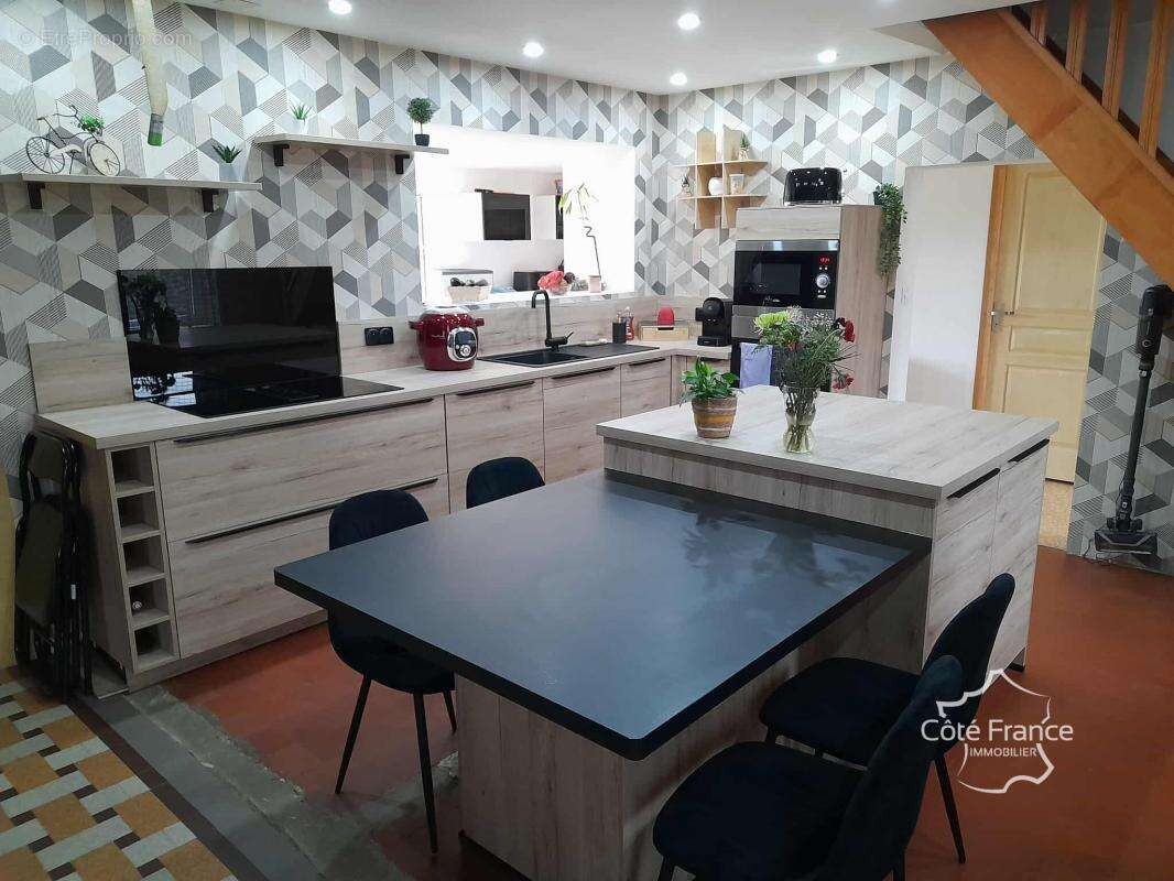 Maison à MARLY-GOMONT