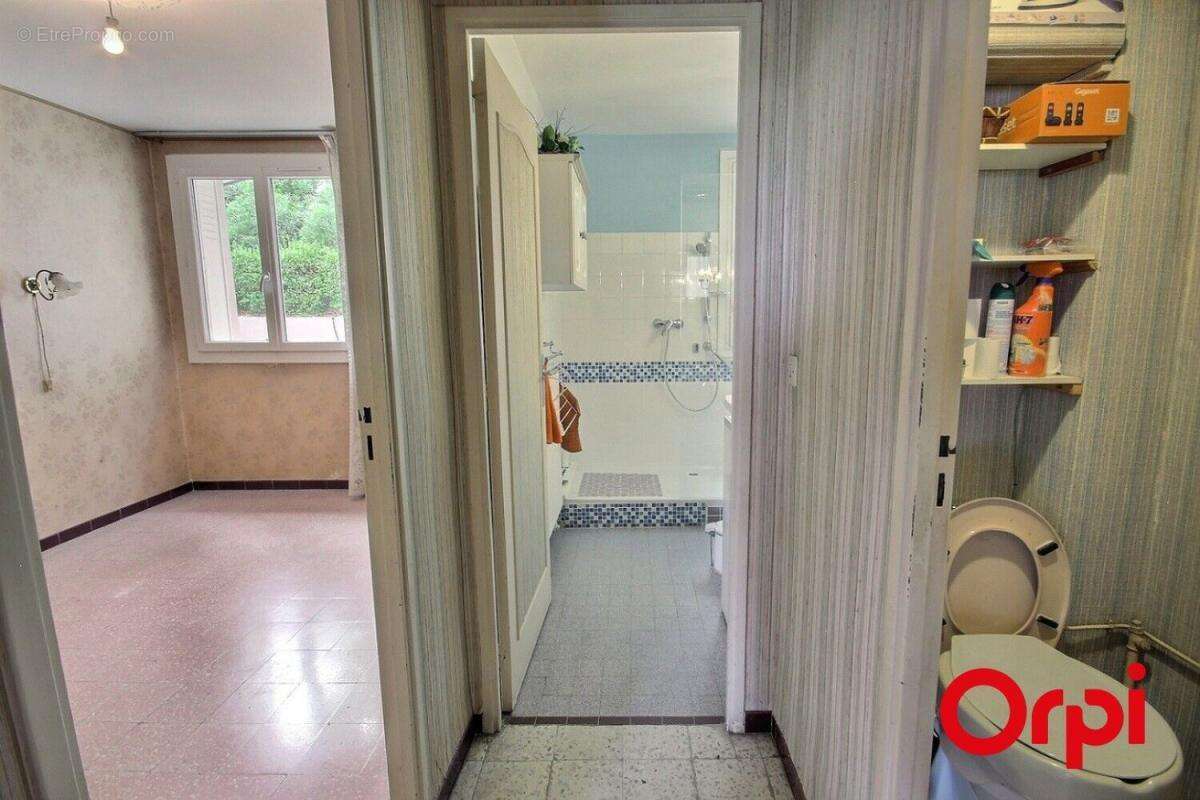 Appartement à MARSEILLE-11E