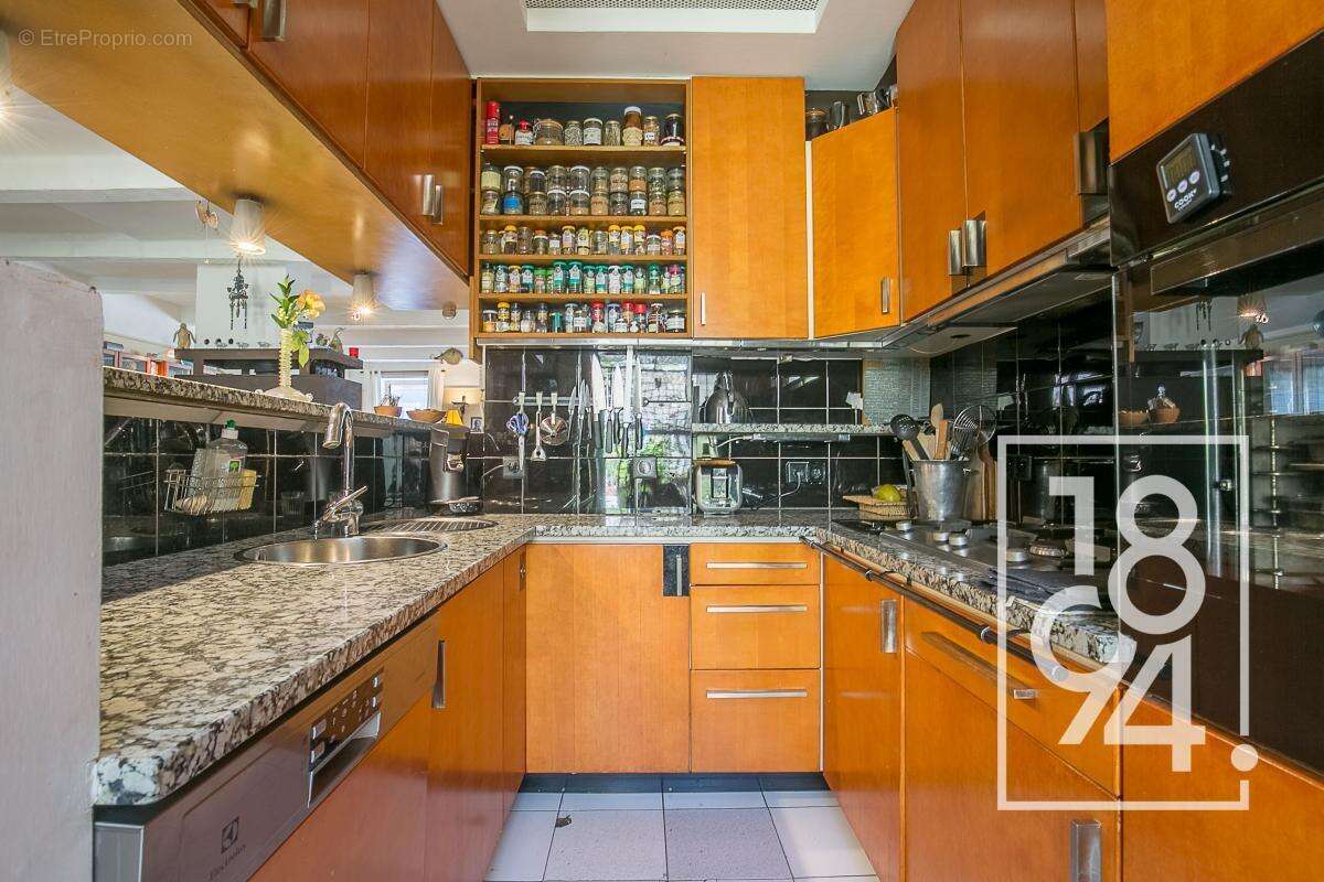 Appartement à MARSEILLE-10E