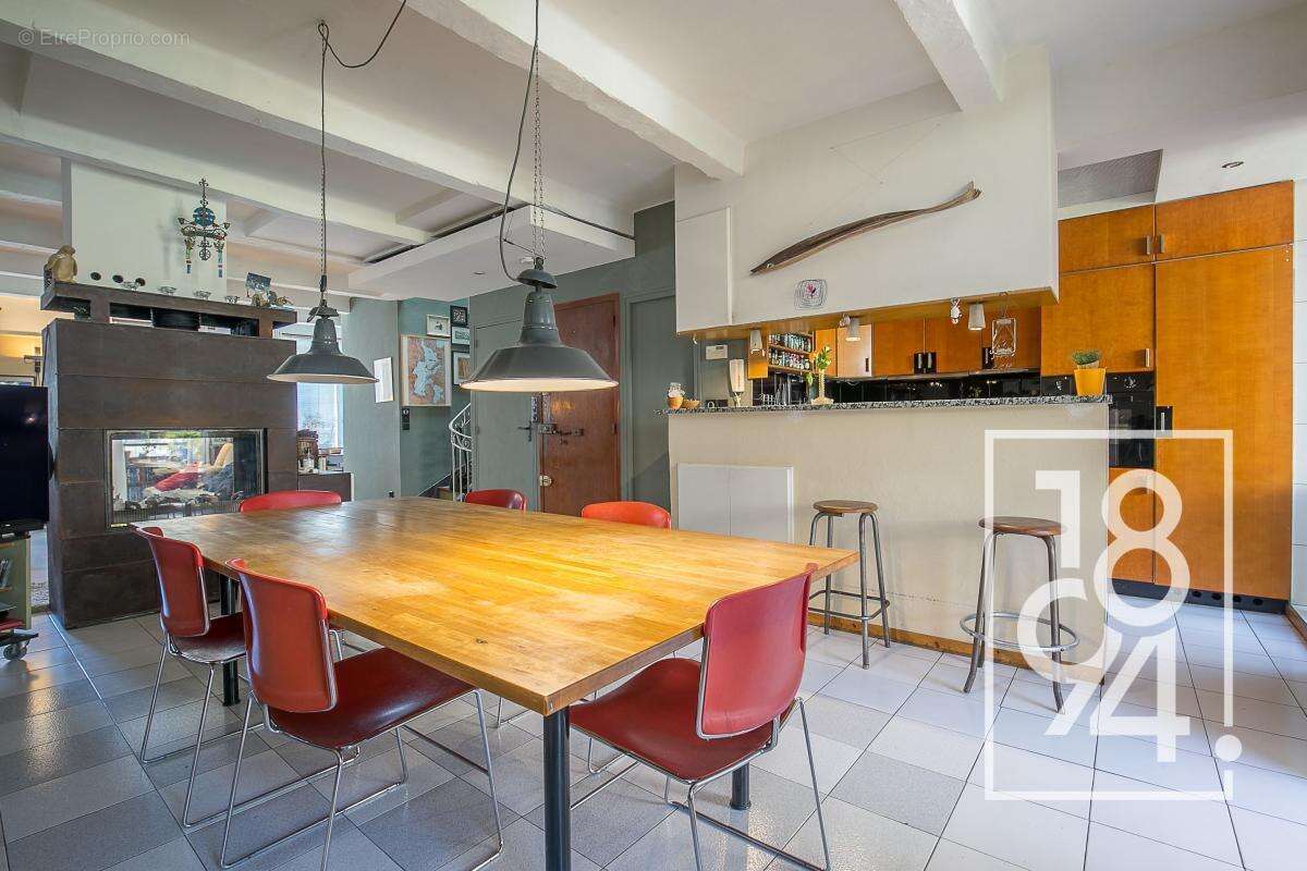 Appartement à MARSEILLE-10E