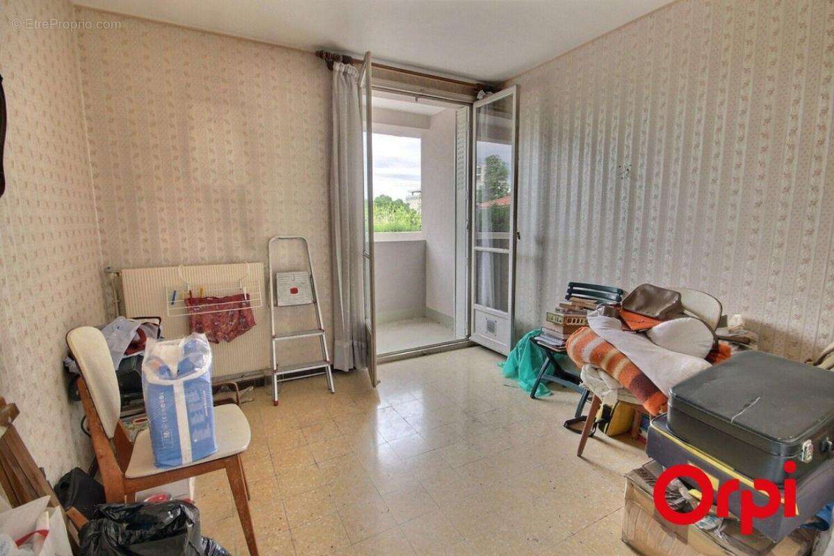 Appartement à MARSEILLE-11E
