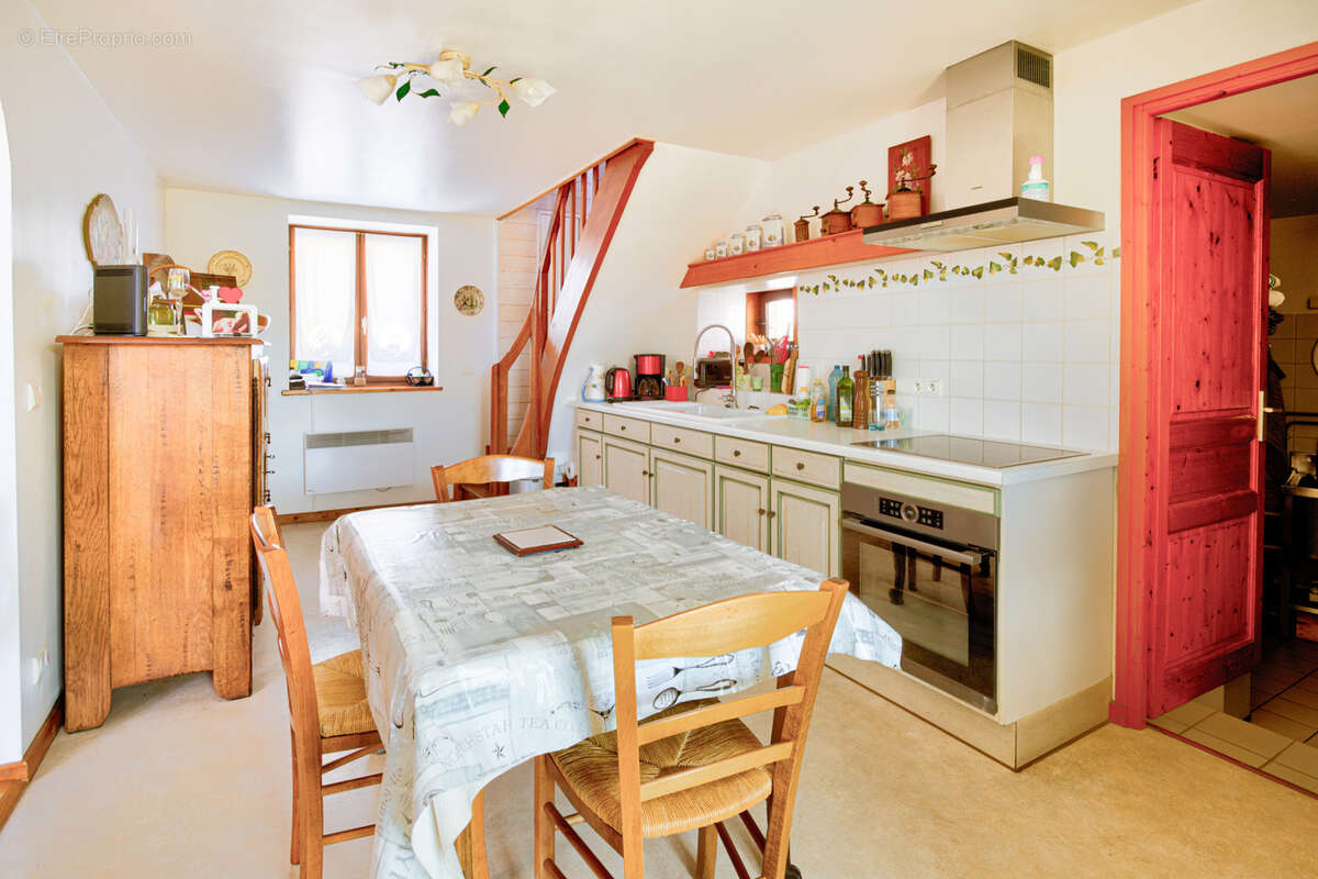 Maison à SAINT-CHRISTOPHE