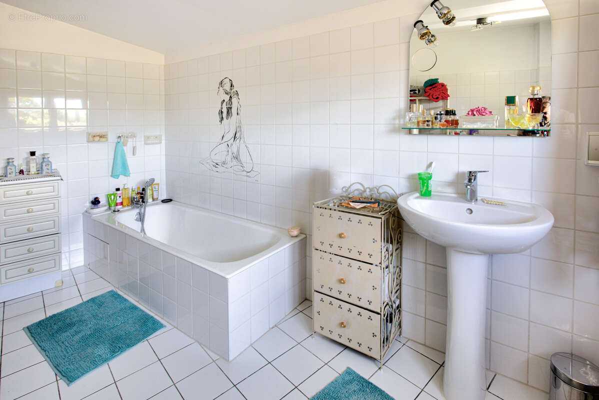 Maison à SAINT-CHRISTOPHE