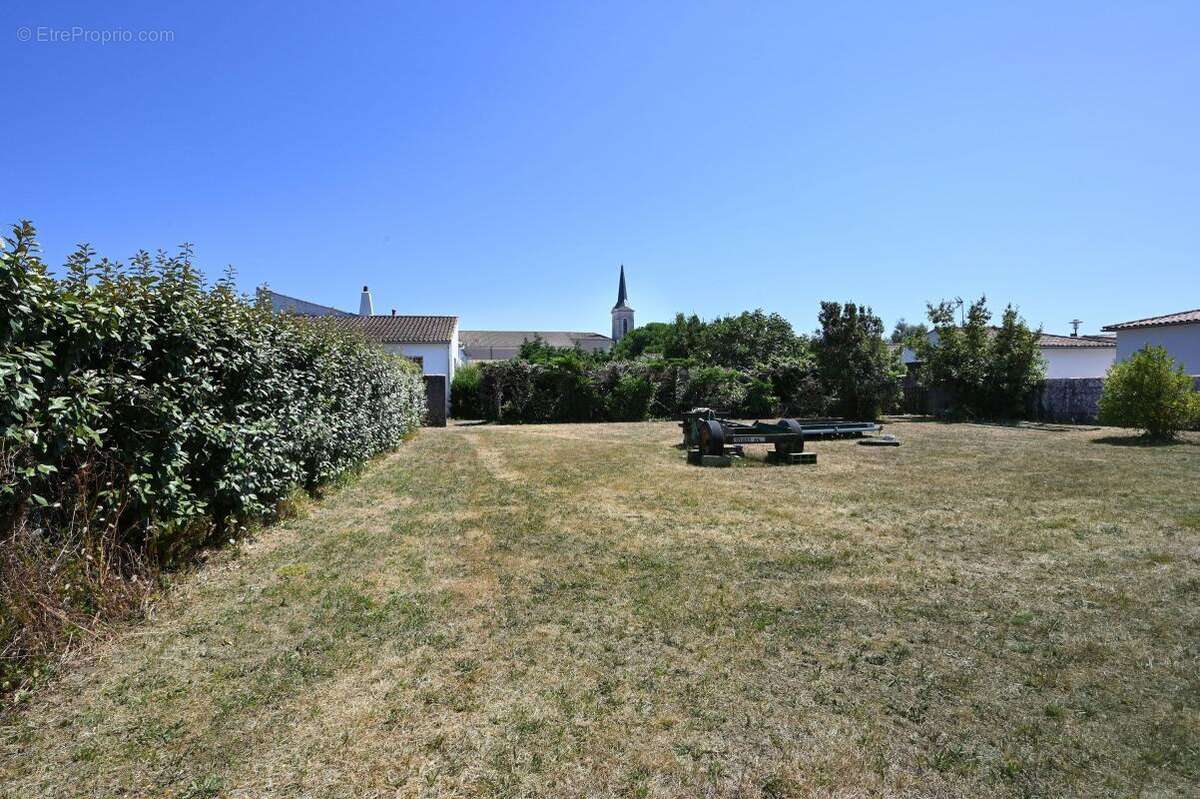 Maison à SAINT-CLEMENT-DES-BALEINES