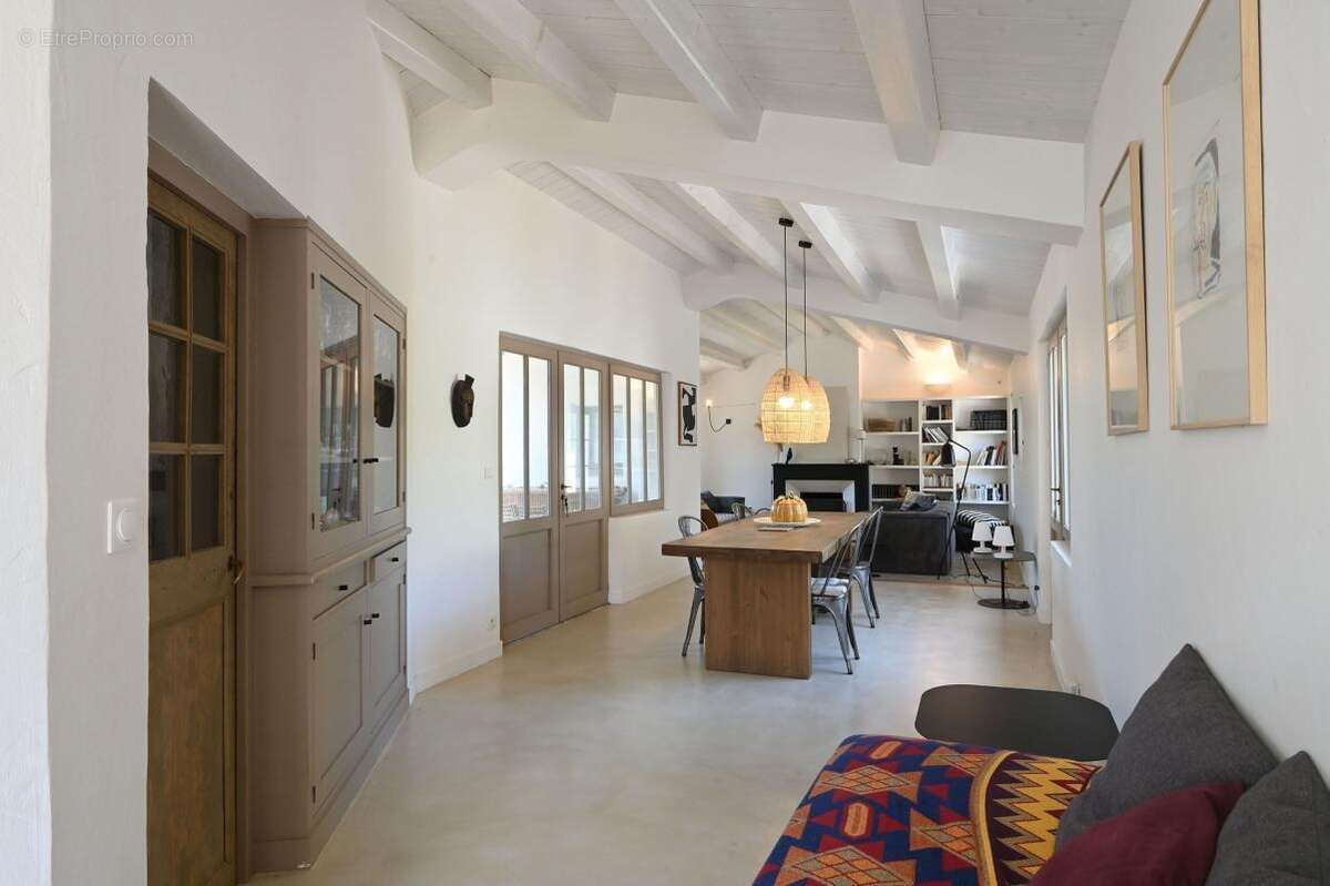 Maison à LES PORTES-EN-RE