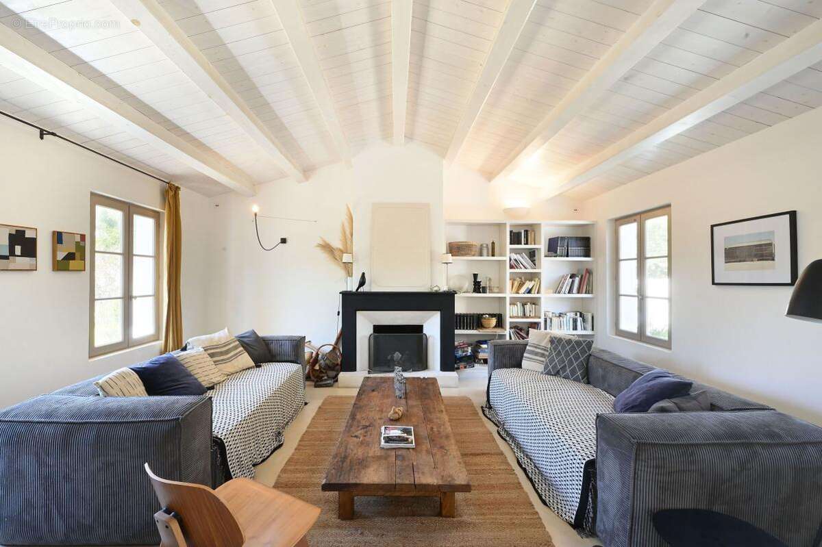 Maison à LES PORTES-EN-RE